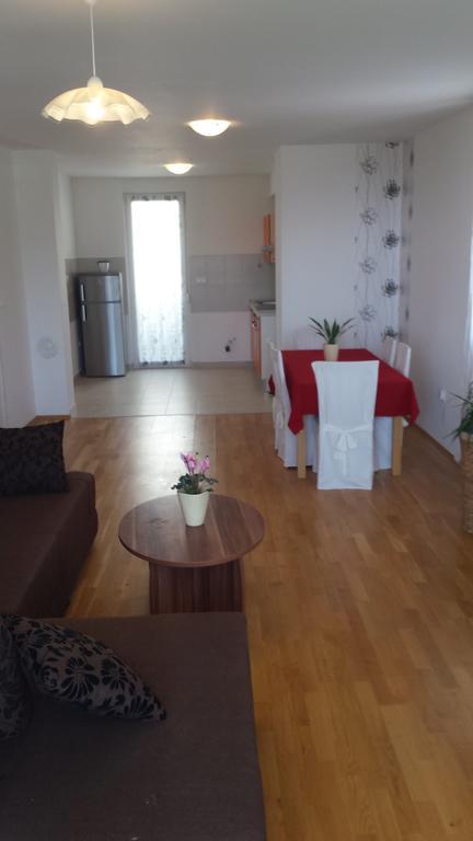 Apartment Kristijan Makarska Rom bilde