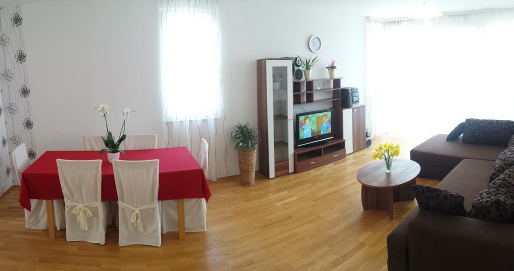 Apartment Kristijan Makarska Rom bilde